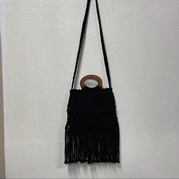 Danielle Nicole Purse - Picture 3 of 6